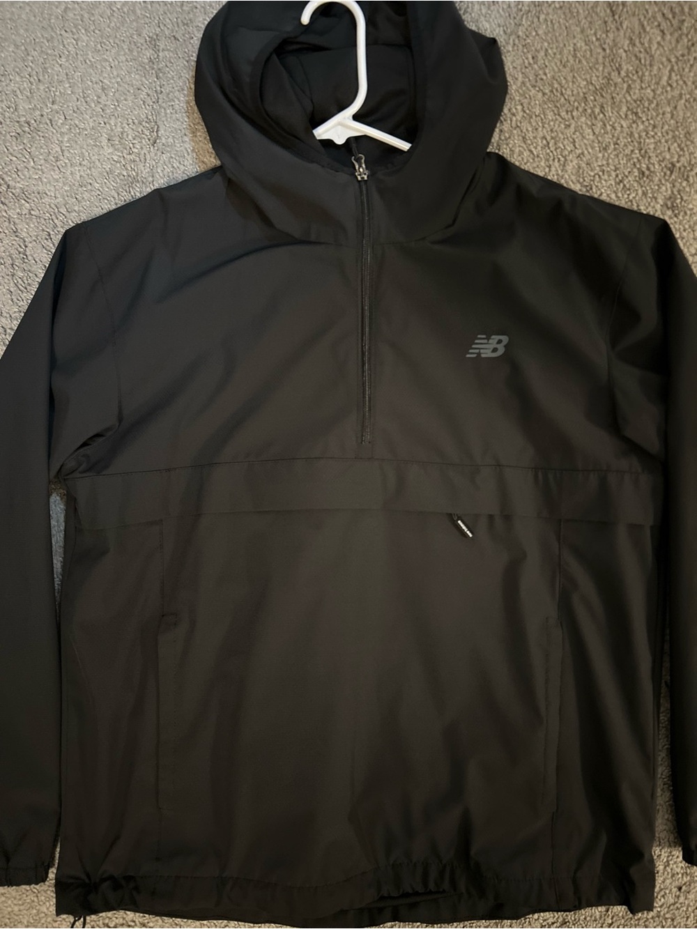 New Balance Men’s Black Pullover Hooded Mesh Lined Windbreaker Jacket Medium New